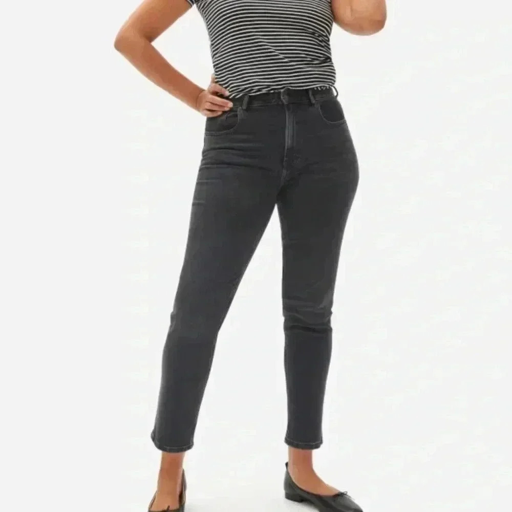 Everlane‎ The Curvy Cheeky Straight Jean Black Sz 26